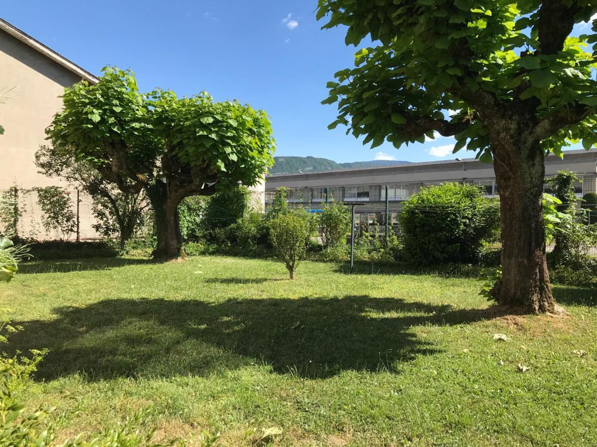 Un Petit Bout De Reve, Balcon, Parking & Proche Centre Lejlighed Annecy Eksteriør billede